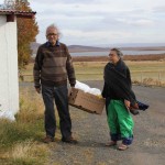 Baniprosonno and Putul bring the materials to the studio...
